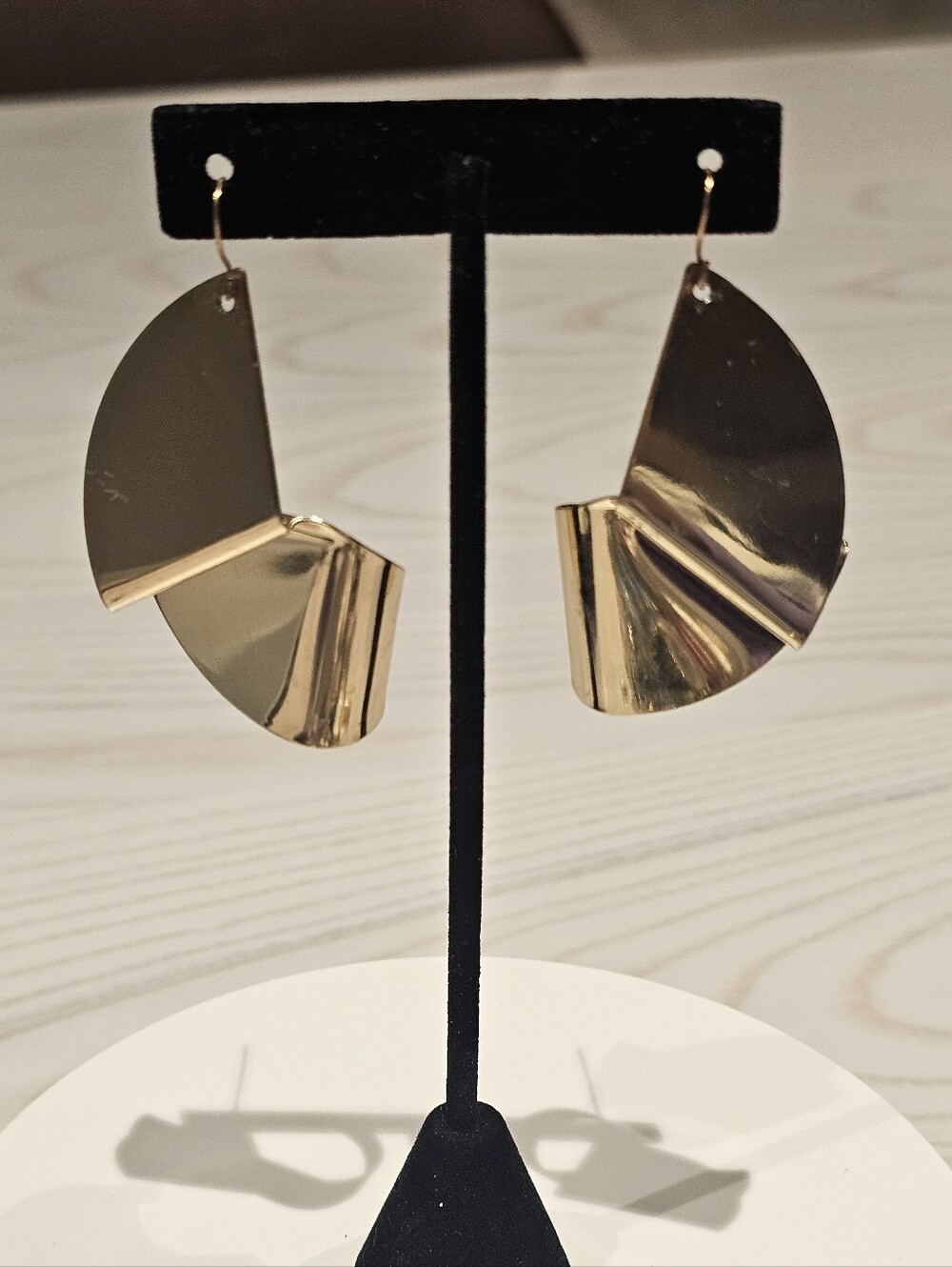 Vintage 1980s Gold Tone Modernist Geometric Dangle Earrings